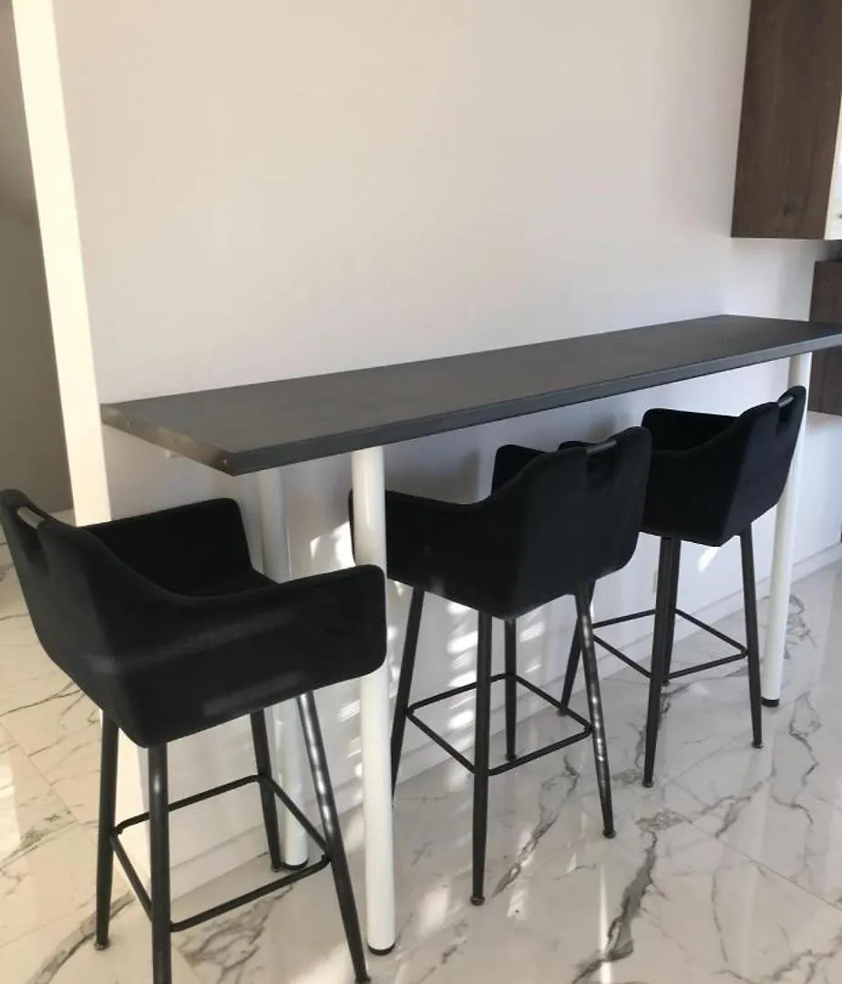 Neu-Gebautes-Komplettes-Reihenhaus Oberasbach Holiday home